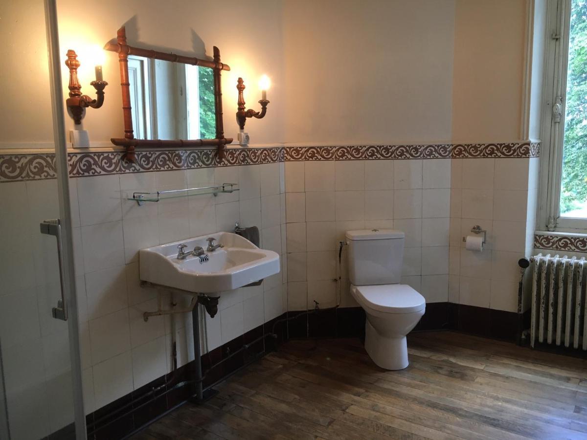 Chambres D'Hotes Montbron Luchapt Esterno foto